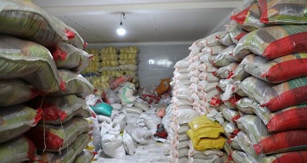 کشف ۱۸ تُن برنج احتکار شده در شهرستان لاهیجان