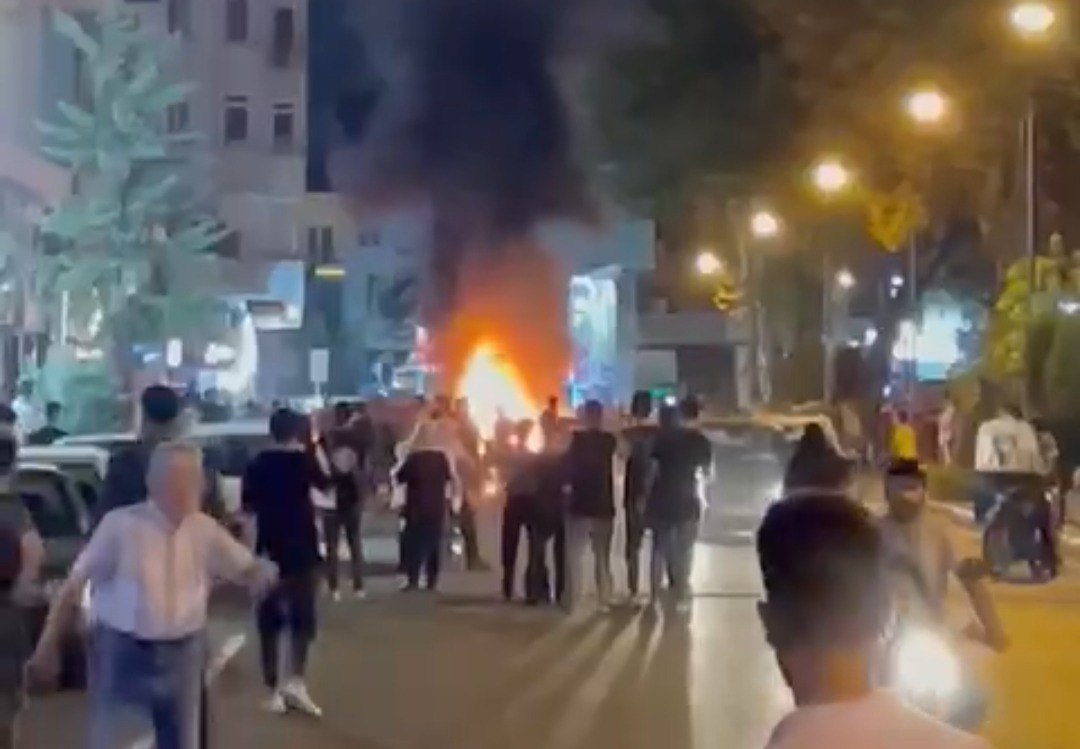 دستگیری ۳۹ نفر در تجمع شب گذشته رشت | زخمی شدن ۵ نفر از نیروهای بسیجی و پلیس