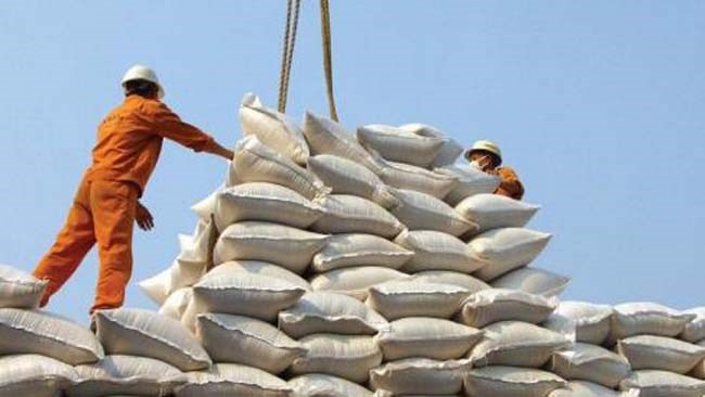 واردات برنج هندی توسط شرکت بازرگانی دولتی ایران وابسته به وزارت جهاد کشاورزی