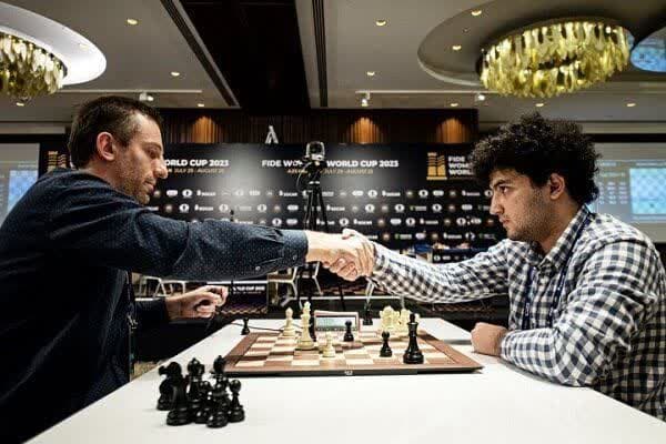 روز غم انگیز استاد بزرگ روسی مقابل شطرنجباز ۱۷ ساله ایران / بردیا دانشور سوپر استاد بزرگ روس را به زانو درآورد