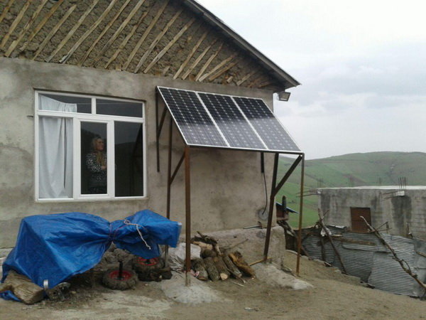 واگذاری ۱۲ دستگاه سامانه پنل خورشیدی به عشایر تالش