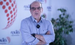 عباس عبدی: دو شعار اصلی پزشکیان ، یعنی اجرای متن‌های بالادستی و قانون برنامه هفتم و نیز ارجاع به نهج‌البلاغه، بازی نواصولگرایان تندرو را به کلی به هم زده