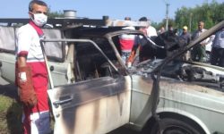 آتش سوزی خودرو در صومعه سرا جان راننده را گرفت