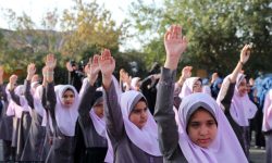 همچنان کمبود معلم داریم/ آقایان مدارس خودشان را دارند/ آموزش و پرورش طبقاتی داریم
