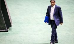 صداوسیما یار کمکی مخالفان دولت در استیضاح همتی است / نمایندگان مخالف استیضاح را تحت فشار سیاسی _ روانی گذاشته‌اند