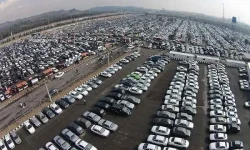 قیمت خودرو امروز ۷ اسفند ۱۴۰۳/ کدام محصول ۴۰ میلیون تومان ارزان شد؟ + جدول