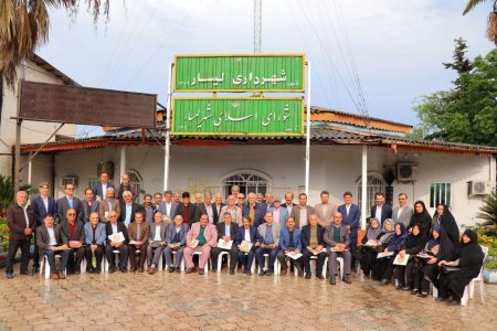 تجلیل از فرهنگیان بازنشسته شهر لیسار توسط شورا و شهرداری لیسار