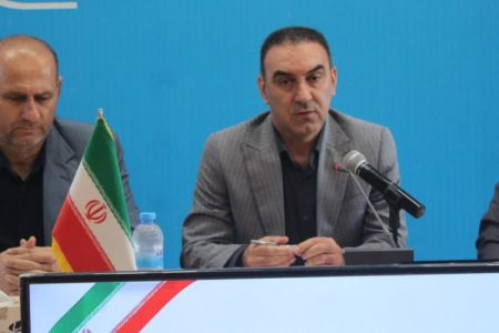 دانشجویان باید با آگاهی در تعیین سرنوشت خود و جامعه‌ نقش‌ آفرینی کنند