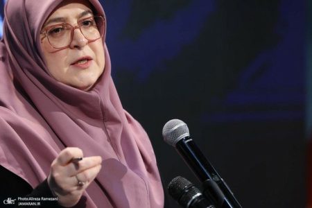 سخنگوی دولت: متأسفانه برخی تریبون‌ها، به جای نقد منصفانه، مسیر تخریب دولت را در پیش گرفته‌اند/ یکی از مهم‌ترین عرصه‌هایی که این روزها محل قضاوت‌های شتاب‌زده قرار گرفته، موضوع مذاکرات است/ مذاکره، همانند توان دفاعی، یکی از ابزارهای تأمین منافع ملی است