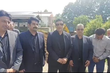 پایان سال‌ها انتظار؛ اجرای شبکه فاضلاب کوچه میعاد شاندرمن آغاز شد
