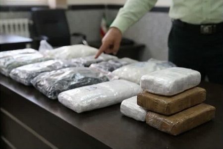 کشف ۵۰۰ گرم هروئین و شیشه در رشت؛ یک نفر دستگیر شد
